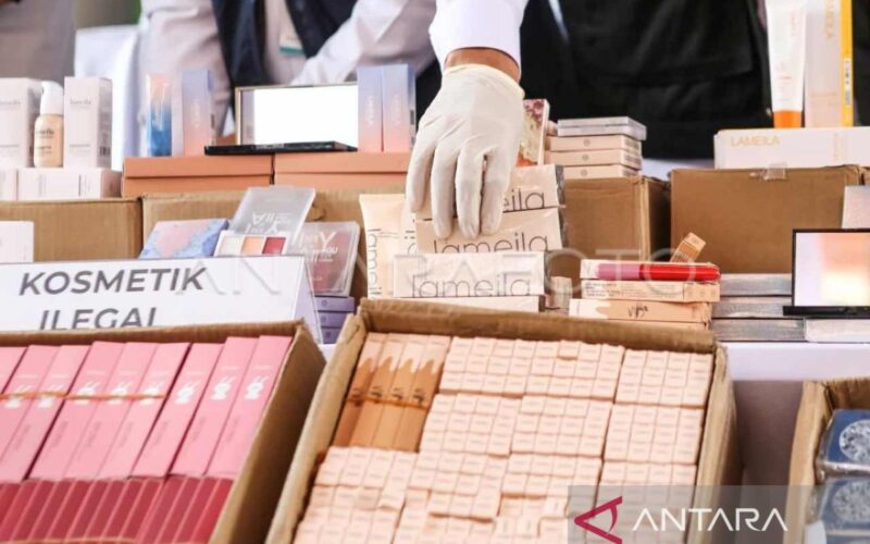 Dokter ingatkan potensi bahaya dermaroller dan merkuri dalam kosmetik