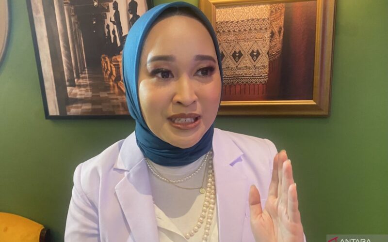 Wanita usia 25 tahun perlu banyak vitamin D agar kulit tetap sehat